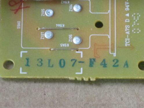 Hitachi P42A01A Filter Netzteilplatine JA09422-B